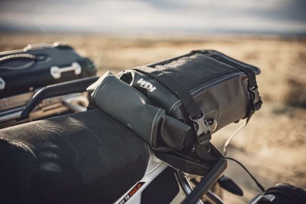 LUGGAGE BAG