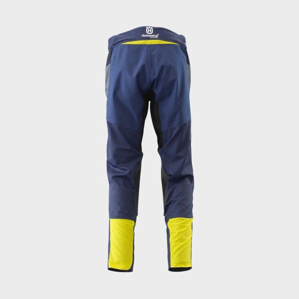 AUTHENTIC PANTS