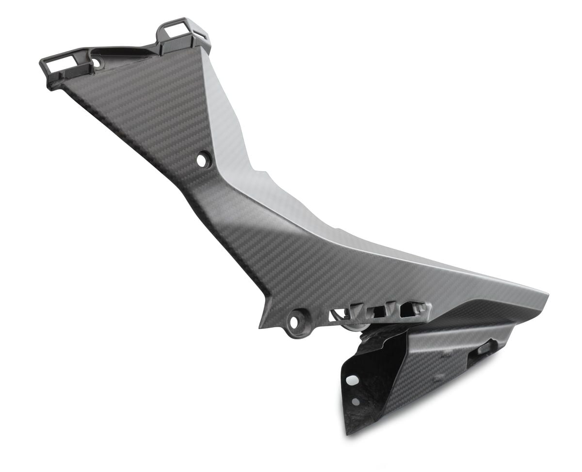 FUEL TANK FAIRING