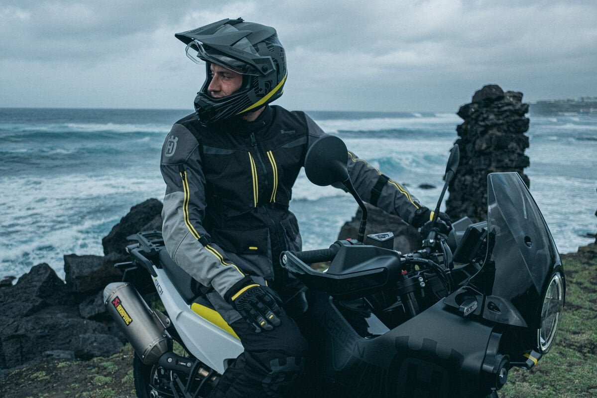 HUSQVARNA KIYAFET